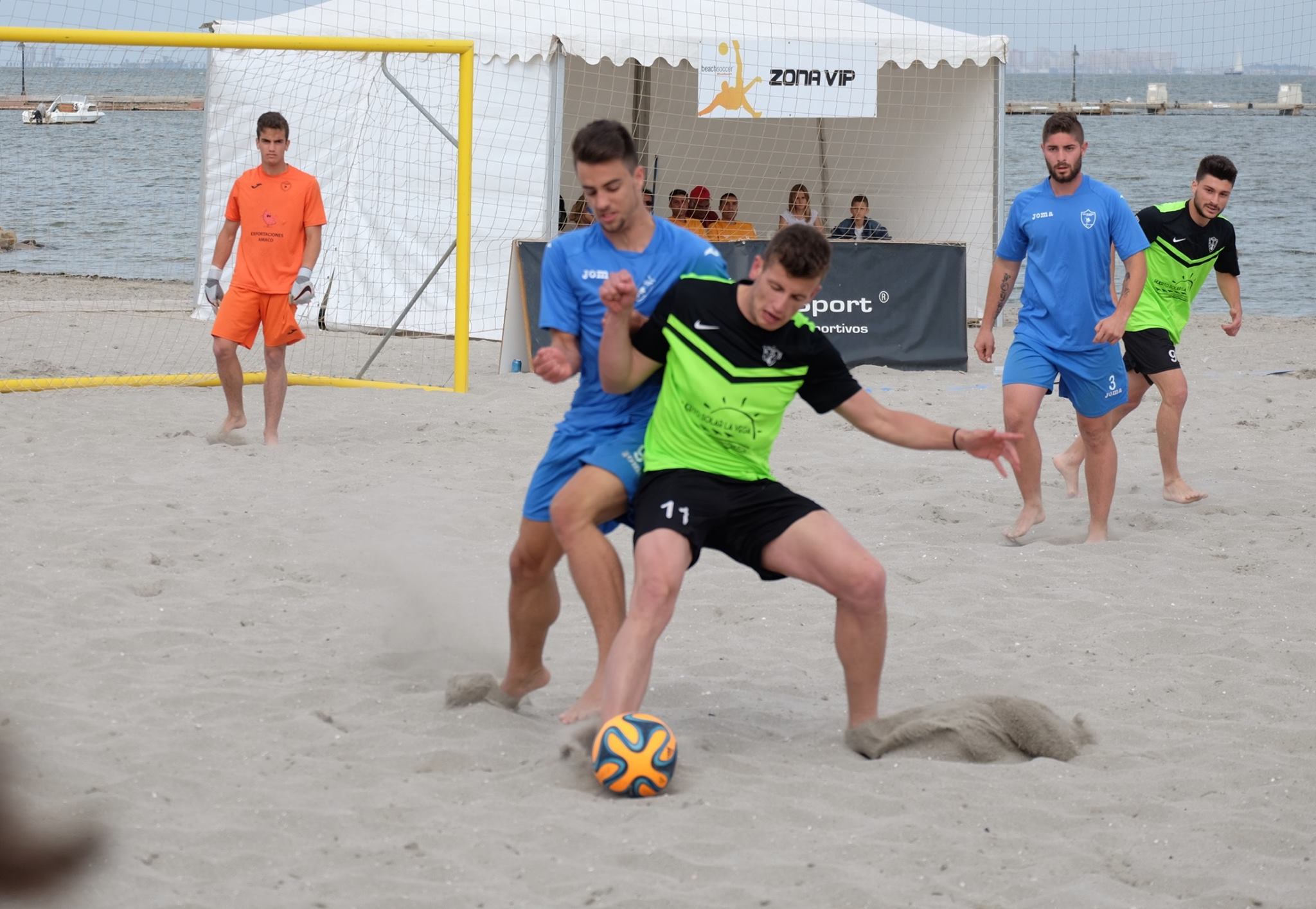 Primer Torneo de fútbol playa 2016 Bluesport